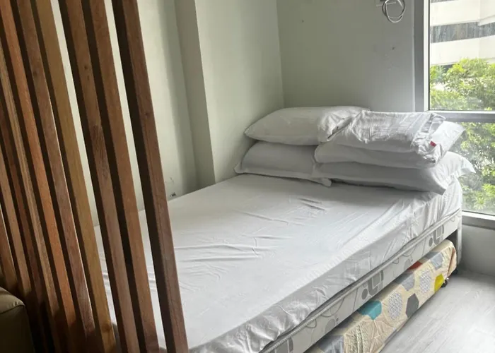 Apartment Ports Den *